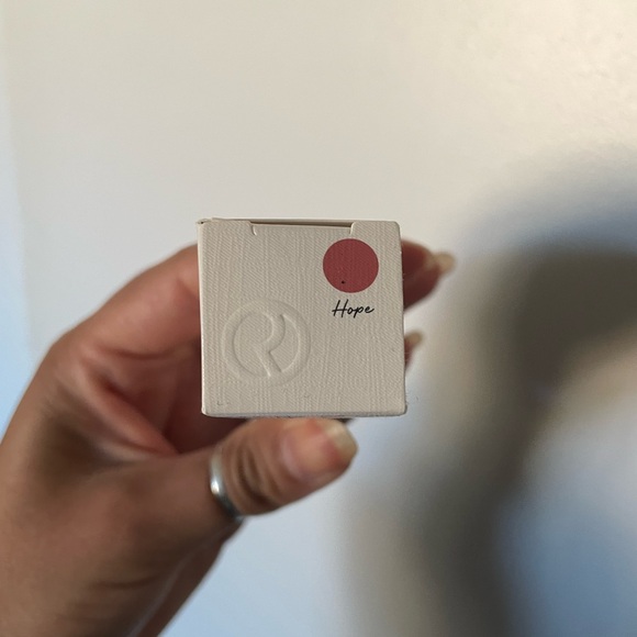 Rare Beauty Soft Pinch Dewy Liquid Blush - Hope - Picture 2 of 4